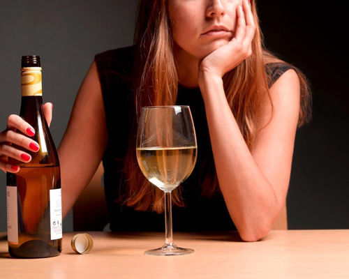 Анонимное лечение женского алкоголизма в Никеле
